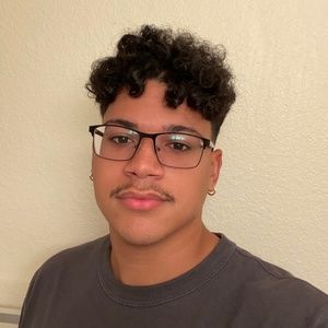 Meet your Posher, Diego